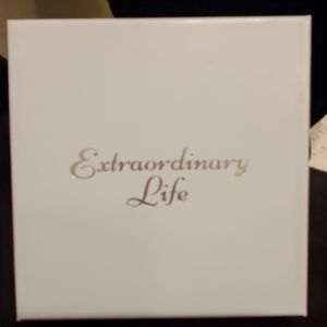 Extraordinary Life sterling silver bangle set